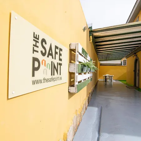 度假居 The Safe Point Residential Castillo *