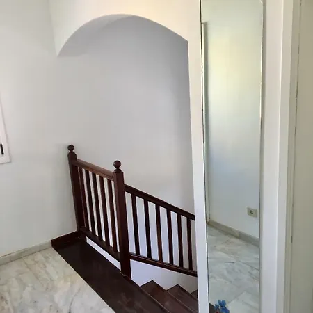 The Safe Point Residential Castillo 度假居