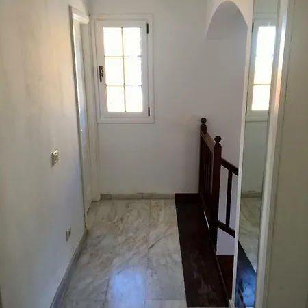 The Safe Point Residential Castillo *
